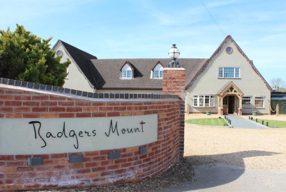 Badgers Mount Hotel Stader Business Directory Listing